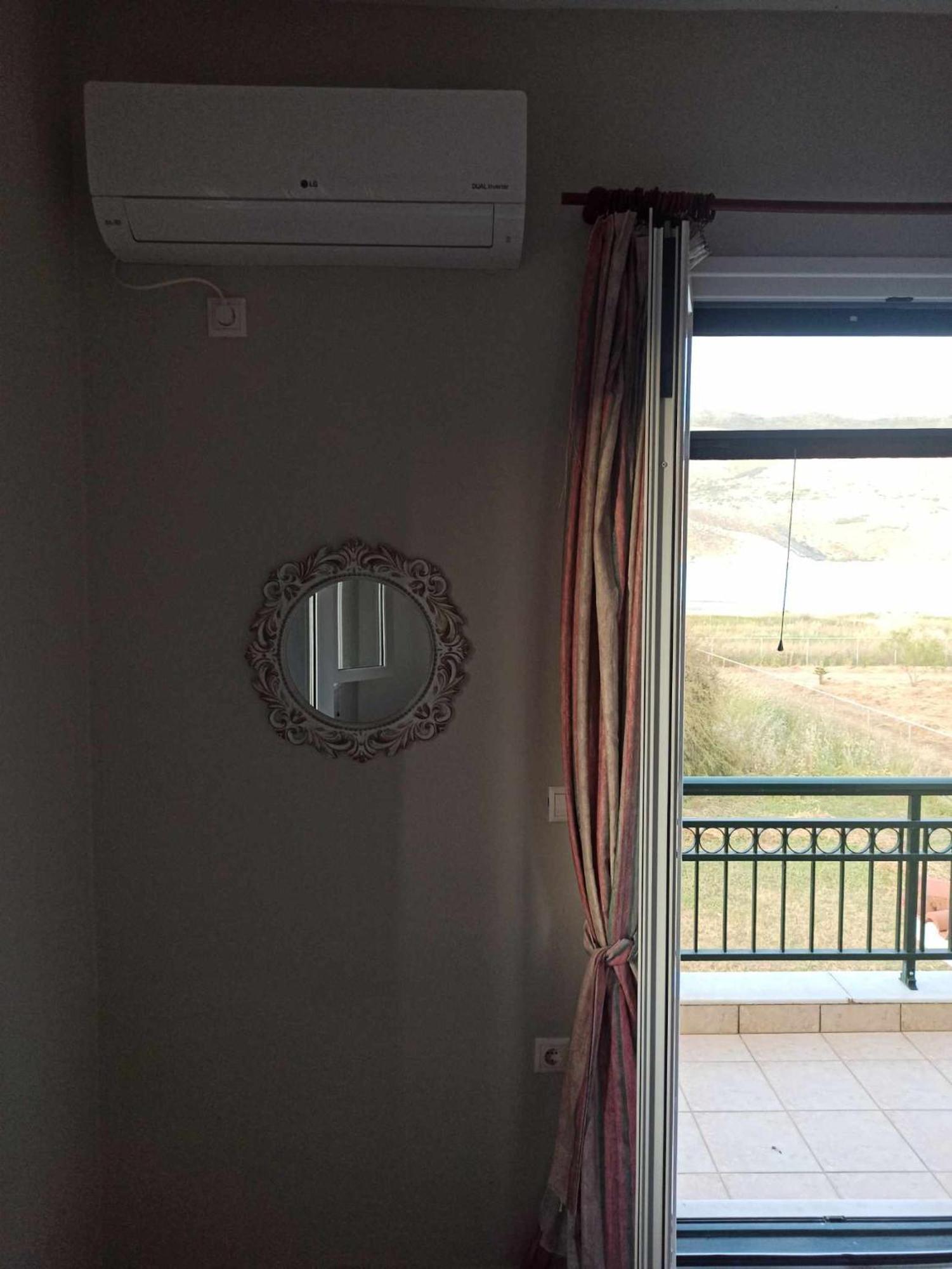 Villa Rania: Ευάερη Βίλα Με Θέα Τη Θάλασσα Lixouri Esterno foto